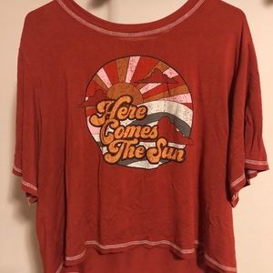 Oversized cropped tee shirt